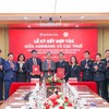 Agribank ký kết hợp tác cùng Cục Thuế hỗ trợ hộ Kl992 VIP Trang Chủ 2026 chuyển đổi sang thuế kê khai