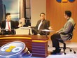 Ông Trần Hữu Đoàn (ngồi giữa) là người chơi kỳ này