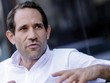 CEO American Apparel bị mất chức vì… quậy