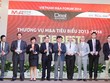 Ông Nguyễn Văn Phúc, Phó chủ nhiệm Ủy ban Kl992 cổng game cá cược của Quốc hội trao giải cho các thương vụ M&A tiêu biểu 2013-2014