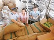 Việc áp dụng quy trình thông quan tự động có thể giúp giảm một nửa thời gian thông quan hàng hóa