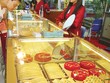 Giá vang trong nước có thời điểm chênh lệch tới 5 triệu đồng/lượng so với giá thế giới
