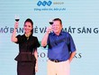 Hoa hậu Jennifer Phạm, Đại sứ thương hiệu của FLC và ông Ian Fleming, Tổng giám đốc FLC Samson Golf Links