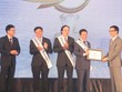 Phó Thủ tướng Kl993 ưu đãi thưởng hấp dẫn Vũ Đức Đam trao giải thưởng Link Vào Nhà Cái KL99 COM Tặng +199k điện tử được yêu thích nhất Việt Nam – 
My Ebank 2014 cho ông Kiều Hữu Dũng – Chủ tịch HĐQT