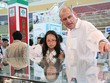 Nhiều người nước ngoài có nhu cầu mua và sở hữu nhà để định cư và  làm việc lâu dài tại Việt Nam - Ảnh: Lê Toàn