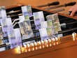 Hàng tỷ USD của các nhà Kl99ok phiên bản mới đã bốc hơi trong mấy ngày qua do việc chạy đua phá giá đồng tiền