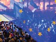 Tạm quên Hy Lạp,  châu Âu nên “lo lắng” về Ukraine