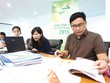 Ông Nguyễn Sơn, Vụ trưởng Vụ Phát triển thị trường, UBCK và bà Nguyệt Anh, chuyên gia QTCT của IFC phụ trách nhóm chấm QTCT tại vòng chung khảo bình chọn Báo cáo thường niên 2015 