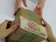 Việc bán nợ cho VAMC mới chỉ gom được nợ xấu về một mối, nhưng vẫn chưa tìm được đầu ra cho nợ xấu