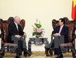 Thủ tướng Nguyễn Tấn Dũng tiếp Đại sứ, Trưởng Phái đoàn Liên minh châu Âu (EU) Franz Jessen. Ảnh: Đức Tám/TTXVN