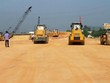 Thi công phần nền đường QL19 đoạn qua địa bàn phường Nhơn Bình - TP Quy Nhơn.