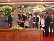 Trong nỗ lực cải tiến chất lượng dịch vụ, năm 2013, VSD và Standard Chartered ký Biên bản hợp tác dịch vụ đại lý chuyển nhượng cho quỹ mở