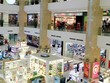 Vừa mới khai trương cuối quý IV/2015, nhưng Trung tâm Thương mại Vincom Nguyễn Chí Thanh đã có tỷ lệ lấp đầy tới 95%. Ảnh: Dũng Minh