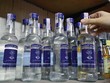 Lợi dụng chính sách ưu đãi xuất khẩu, các đối tượng đã xuất khẩu khống rượu Vodka Hà Nội để bán trong nước hưởng lợi 