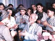 Bác Hồ gặp các cháu thiếu nhi dũng sĩ miền Nam tại Phủ Chủ tịch năm 1968.