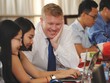 Ông Matthew Powell trả lời độc giả tại Cuộc tọa đàm trực tuyến của Báo Kl99ok phiên bản mới