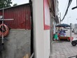 Những ngôi nhà có bề ngang chỉ bằng gang tay xuất hiện ngay khi các con đường mới được hoàn thành tại Hà Nội