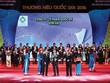 Phó Thủ tướng Kl993 ưu đãi thưởng hấp dẫn Trương Hòa Bình và Bộ trưởng Bộ Công thương Trần Tuấn Anh trao Giấy chứng nhận cho Kl994 game bài casino hấp dẫn Sơn Hà)