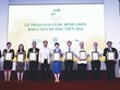 Dự kiến đến năm 2020, các đơn vị có lợi ích công chúng sẽ là đối tượng bắt buộc phải lập và trình bày báo cáo Kl991.com nạp rút nhanh theo IFRS
Trong ảnh: Tổng Biên tập Báo Kl99ok phiên bản mới Lê Trọng Minh vinh danh 10 Kl991.com World Cup 2026 Chính Thức niêm yết có điểm cao nhất trong Cuộc bình chọn Báo cáo thường niên tốt nhất mùa giải 2016