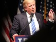 Trong khi Tổng thống Donald Trump ca ngợi một số nhà Kl994 nhà cái bóng đá world cup xe hơi, ông đã gay gắt chỉ trích những người còn lại. (Nguồn: Getty)