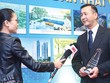 Ông Chow Chee Fan trao đổi với báo chí bên lề Lễ vinh danh