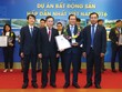 Ông Phùng Chu Cường nhận giải thưởng “Dự án Web Tổng Nhà Cái 99Kl99 Giải Trí Bậc Nhất hấp dẫn nhất 2016” cho Dự án Dragon City
