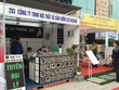 Một gian hàng vật liệu xây dựng không nung vắng khách tại Hội triển lãm Viebuild Hà Nội năm 2017 lần 1. Ảnh: Nhất Nam