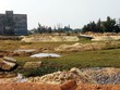 Một dự án thuộc sát ven sông Cổ Cò mặc dù công tác san lấp mặt bằng chưa hoàn thiện, nhưng cũng đã được đẩy giá lên cao gấp rưỡi so với trước Tết