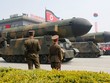 Một tên lửa tại lễ diễu hành hôm 15/4 ở Bình Nhưỡng. Ảnh: Reuters. 