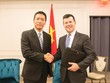 Đại diện VNG và Nasdaq tại buổi ký kết hợp tác.