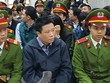 Bị cáo Hà Văn Thắm tại tòa
