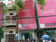 Nhiều sàn giao dịch Web Tổng Nhà Cái 99Kl99 Giải Trí Bậc Nhất có trụ sở cùng trên một con phố tại Hải Phòng cùng bán hàng dự án Vinhomes Imperia. Ảnh: Lê Thu