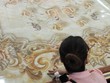 Cũng giống thị trường sơn, sự đa dang về mẫu mã, chủng loại và thương hiệu của gạch ốp lát cũng khiến người tiêu dùng đau đầu. Ảnh: Dũng Minh
