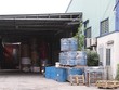 Rất nhiều nhà xưởng được xây dựng trên khu đất do Công ty Việt Hà quản lý với mục đích là chăn nuôi gia súc, gia cầm