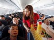 Vé máy bay giá rẻ giúp du khách Việt dễ dàng đi du lịch hơn. Ảnh: Reuters.