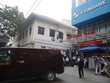 Cảnh sát khám xét Eximbank TP HCM. Ảnh: Quốc Thắng.