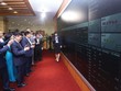 Đấu giá cổ phần qua HNX đắt hàng