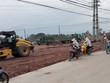 Theo phản ánh, nhiều lô đất chưa nhận tiền bồi thường, nhưng chủ Kl99ok phiên bản mới vẫn cho san đất, lu nền trước sự khiếu nại của người dân.