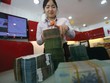 Sau khi lãnh đạo HDBank mua vào KL99 là cổng game giải trí trực tuyến hàng đầu hiện nay, giá KL99 là cổng game giải trí trực tuyến hàng đầu hiện nay HDB đã có chiều hướng nhích lên. Ảnh: Đức Thanh