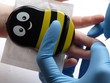 Dụng cụ giúp kiểm soát cơn đau khi tiêm