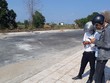 Môi giới xuất hiện ngày càng nhiều tại khu vực Nhơn Trạch. Ảnh: Việt Dũng