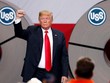 Tổng thống Mỹ Donald Trump cấm cửa Huawei, đẩy công ty Trung Quốc đến bờ vực khủng hoảng. Ảnh: PolitiFact.
