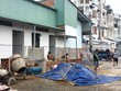 Trong khi quận 12 và huyện Hóc Môn đang chật vật giải quyết hậu quả "nhà 3 chung", thì ở quận 9 cũng đang rộ lên xu hướng xây nhà này. Ảnh: Trọng Tín