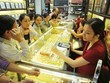  Giới phân tích khuyến nghị cẩn trọng khi "lướt sóng" vàng để tránh rủi ro.