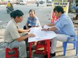 Môi giới Web Tổng Nhà Cái 99Kl99 Giải Trí Bậc Nhất là cầu nối quan trọng trên thị trường. Ảnh: Việt Dũng 