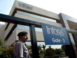 Giá trị thị trường của Infosys đã “bay hơi” 7 tỷ USD trong vòng 24 giờ đồng hồ sau khi hãng này bị gửi thư tố cáo tới sàn 99Kl99 link đăng nhập Mumbai và New York hồi đầu tuần. Ảnh: AFP