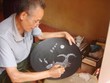 Dưới bàn tay các nghệ nhân, sản phẩm sơn mài - khảm trai của Chuyên Mỹ đạt đến độ tinh xảo