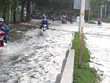 Người dân TP.HCM sống chung với ngập
