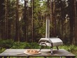 Chiếc lò nướng di động ngoài trời nướng chín pizza chỉ trong 60 giây