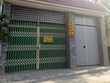 Nhiều nhà treo biển cho thuê phòng, nhưng cả tháng nay không tìm được khách thuê. Ảnh: Việt Dũng